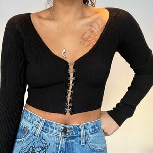 Hook and eye crop top